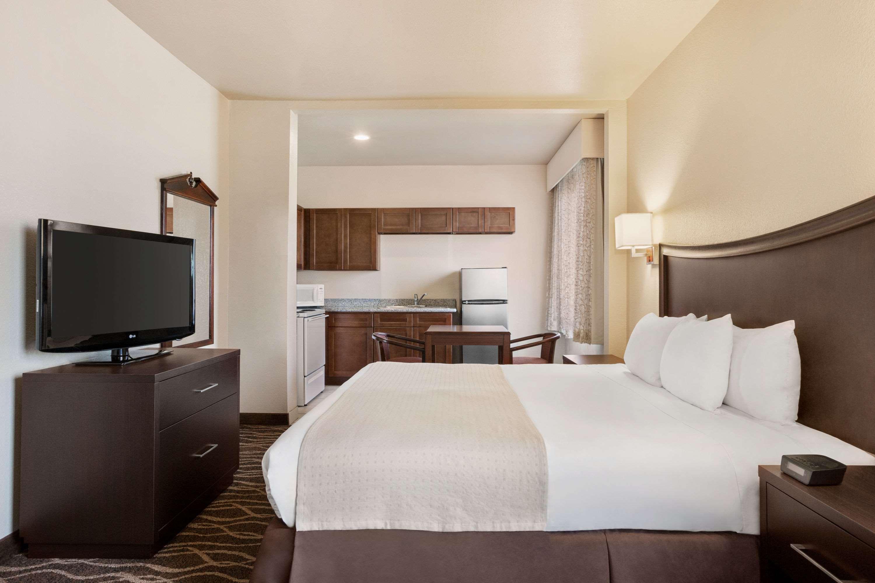 Baymont By Wyndham Clute Lake Jackson Exteriér fotografie