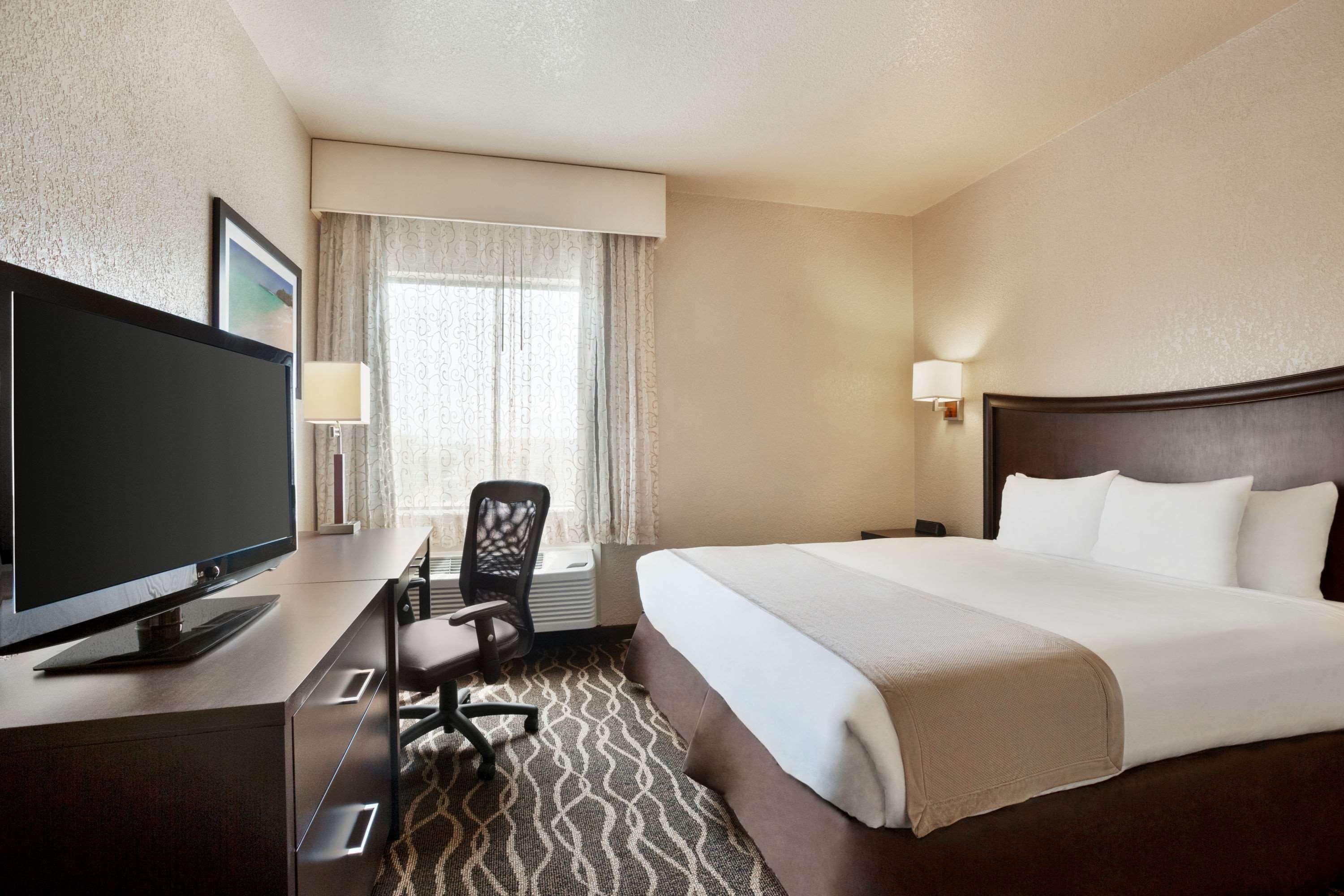 Baymont By Wyndham Clute Lake Jackson Exteriér fotografie